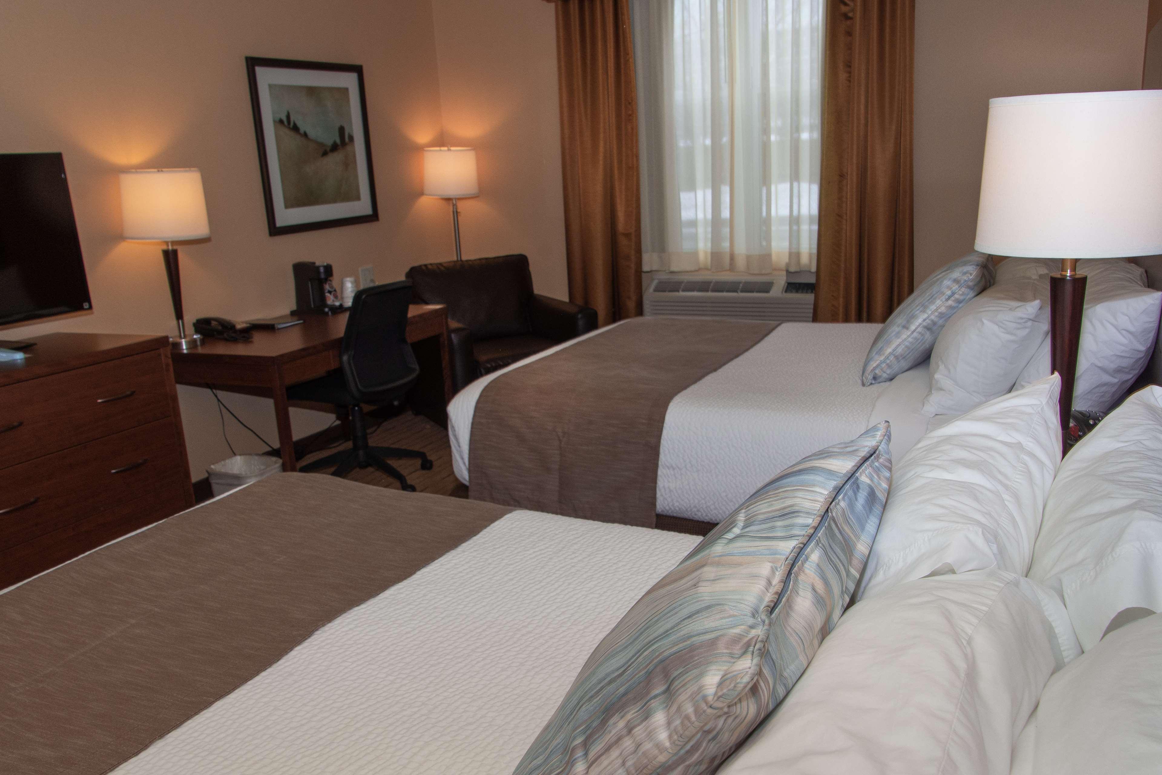 Best Western Plus, Bathurst Hotel & Suites Ngoại thất bức ảnh
