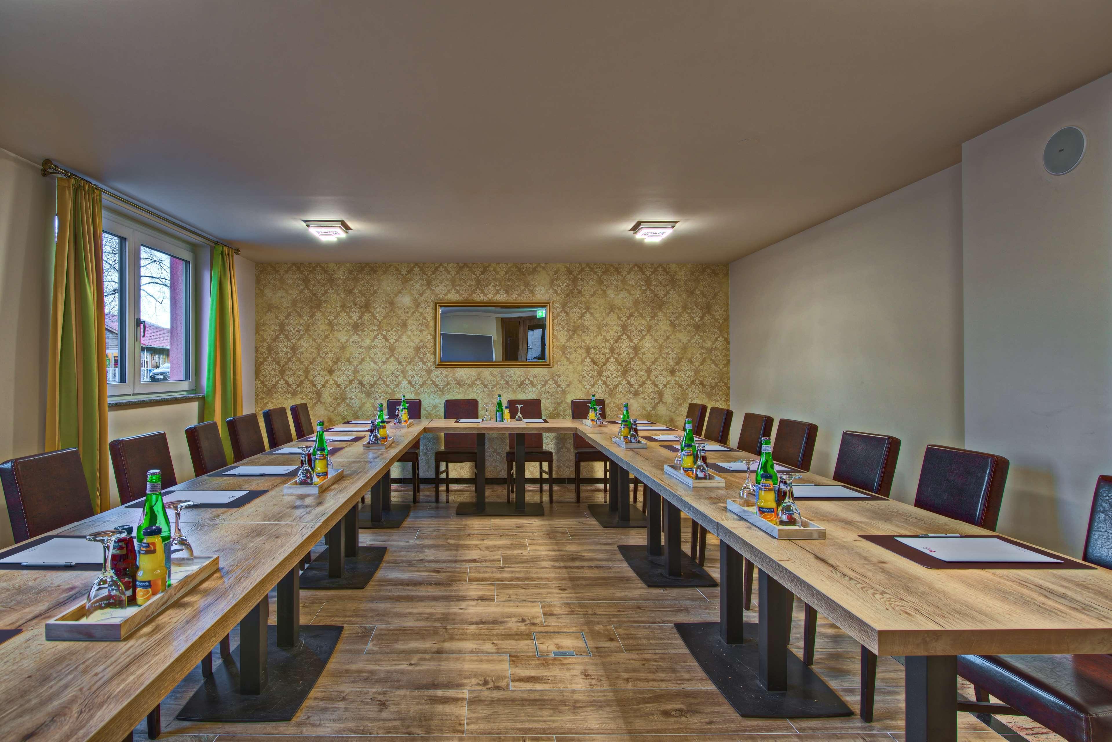 Best Western Plus, Bathurst Hotel & Suites Ngoại thất bức ảnh