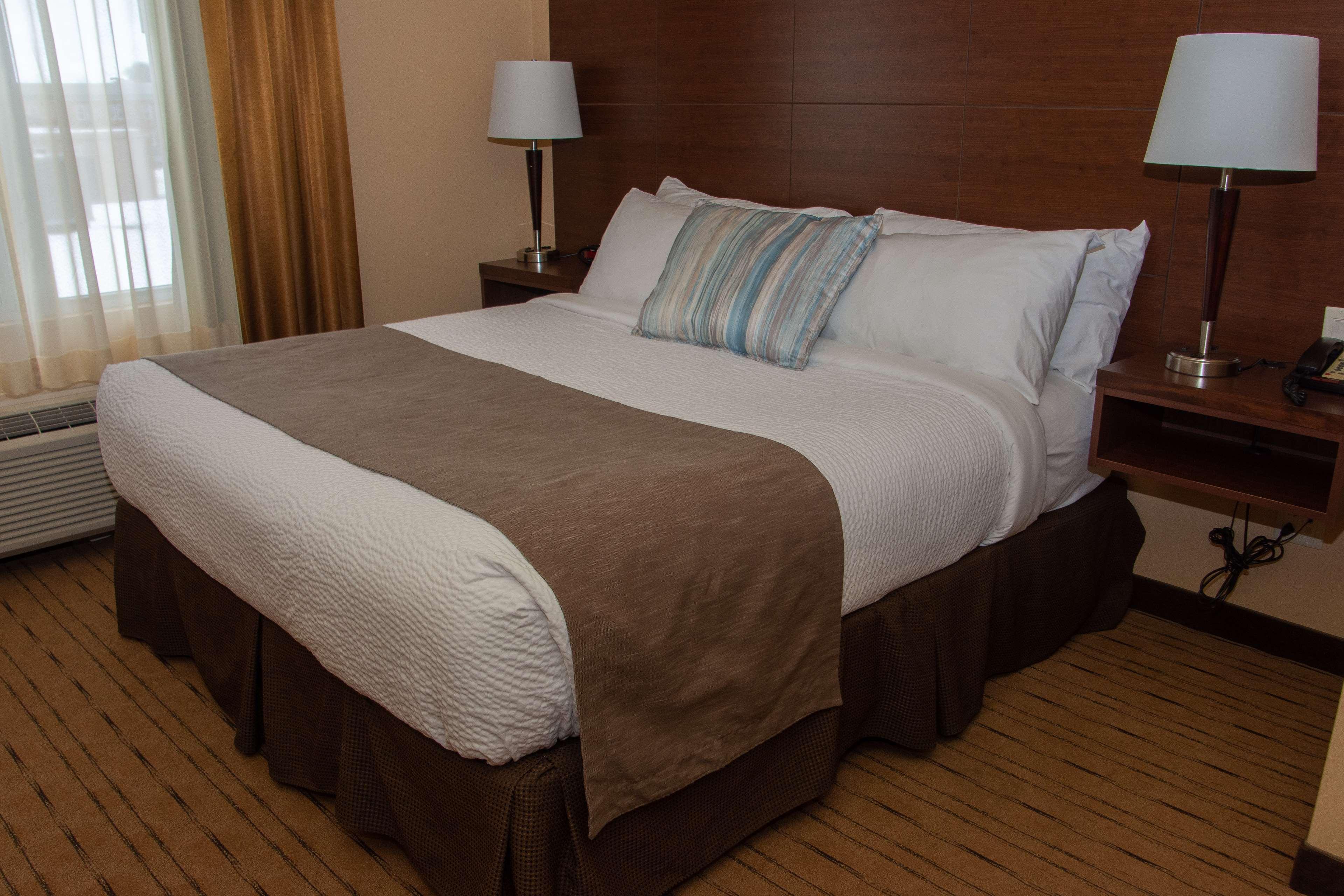 Best Western Plus, Bathurst Hotel & Suites Ngoại thất bức ảnh